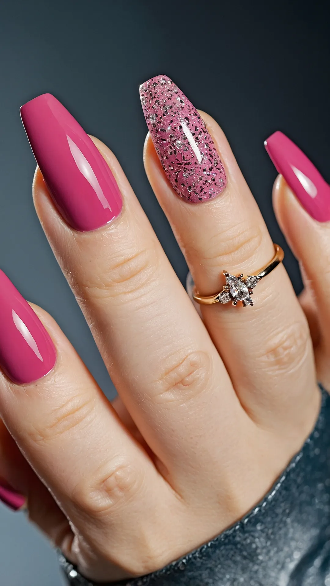 Mani-festo in Pink