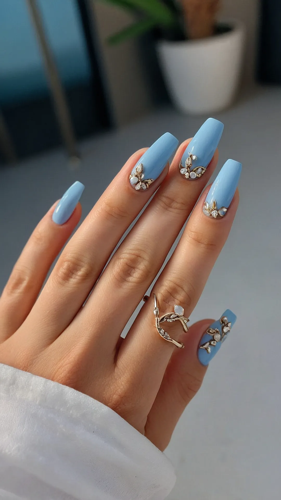 Chic Azure Nails