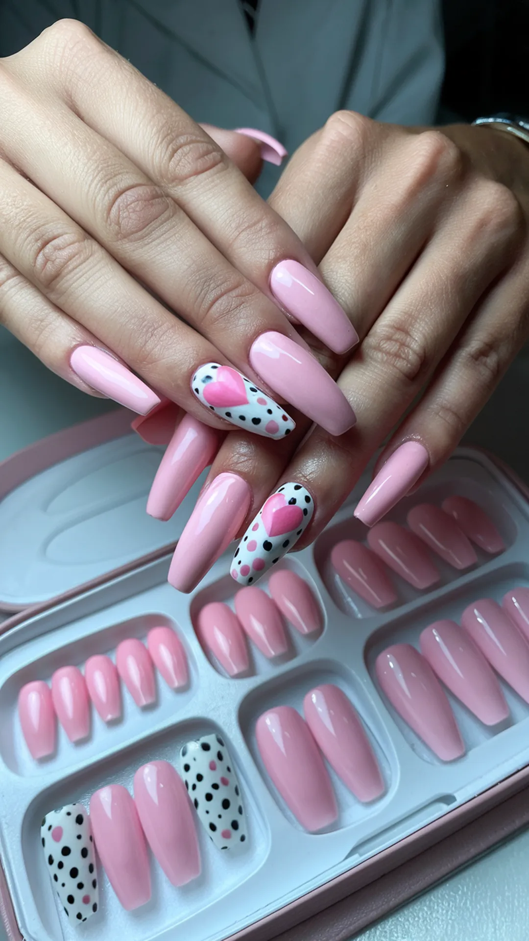 Chill & Chic Nails