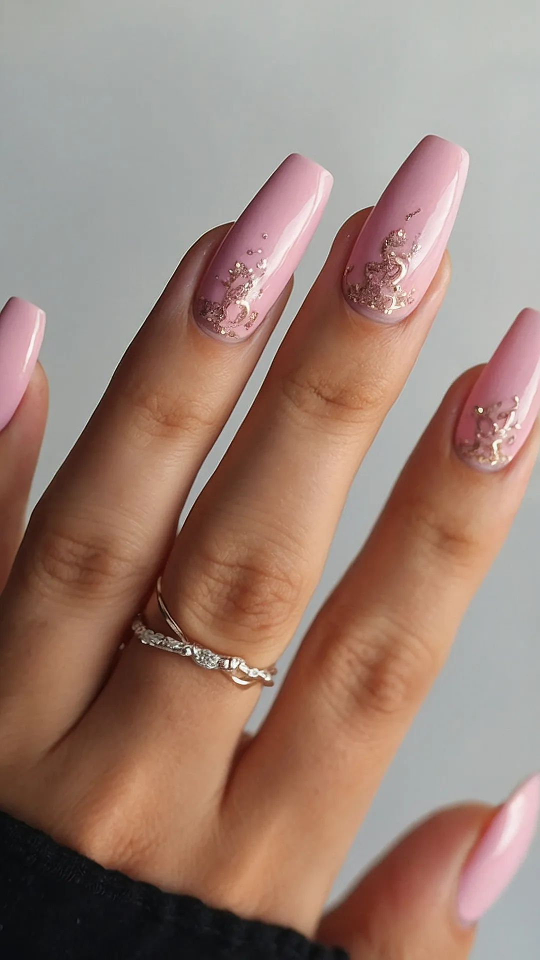 Fall in Love with Pink: Nail Art That's Hot