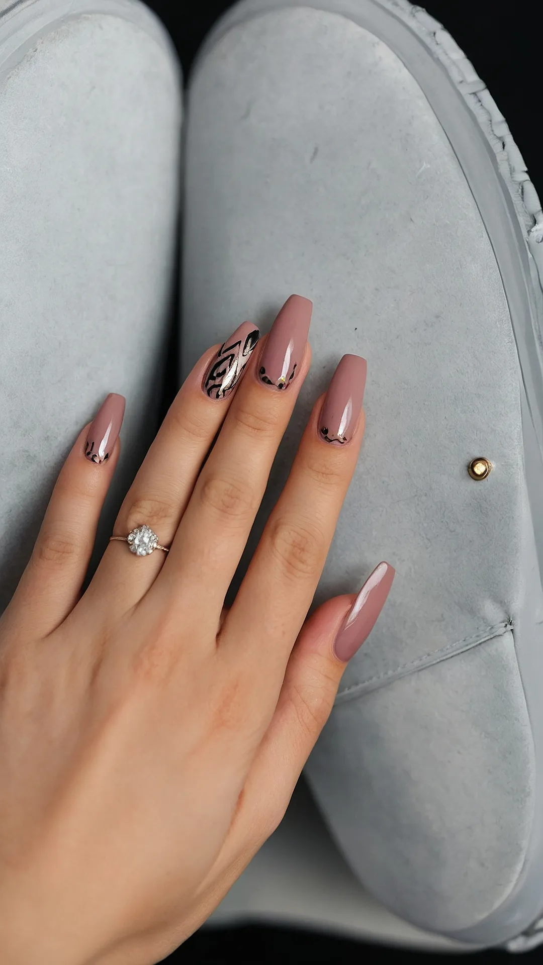 Fall's Love Affair: Nail Art