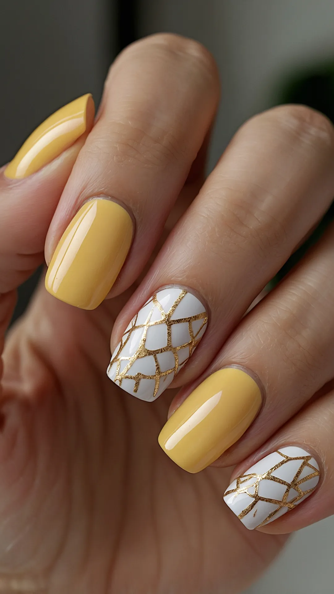 Summer Sparkle Nails