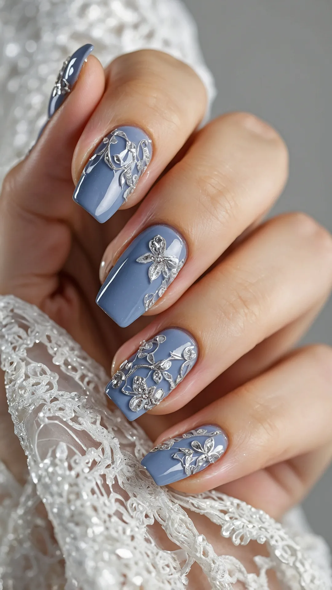 Effortlessly Stylish: 21 Simple Fall Nail Designs for 2024 33 Irresistible Autumn Tips