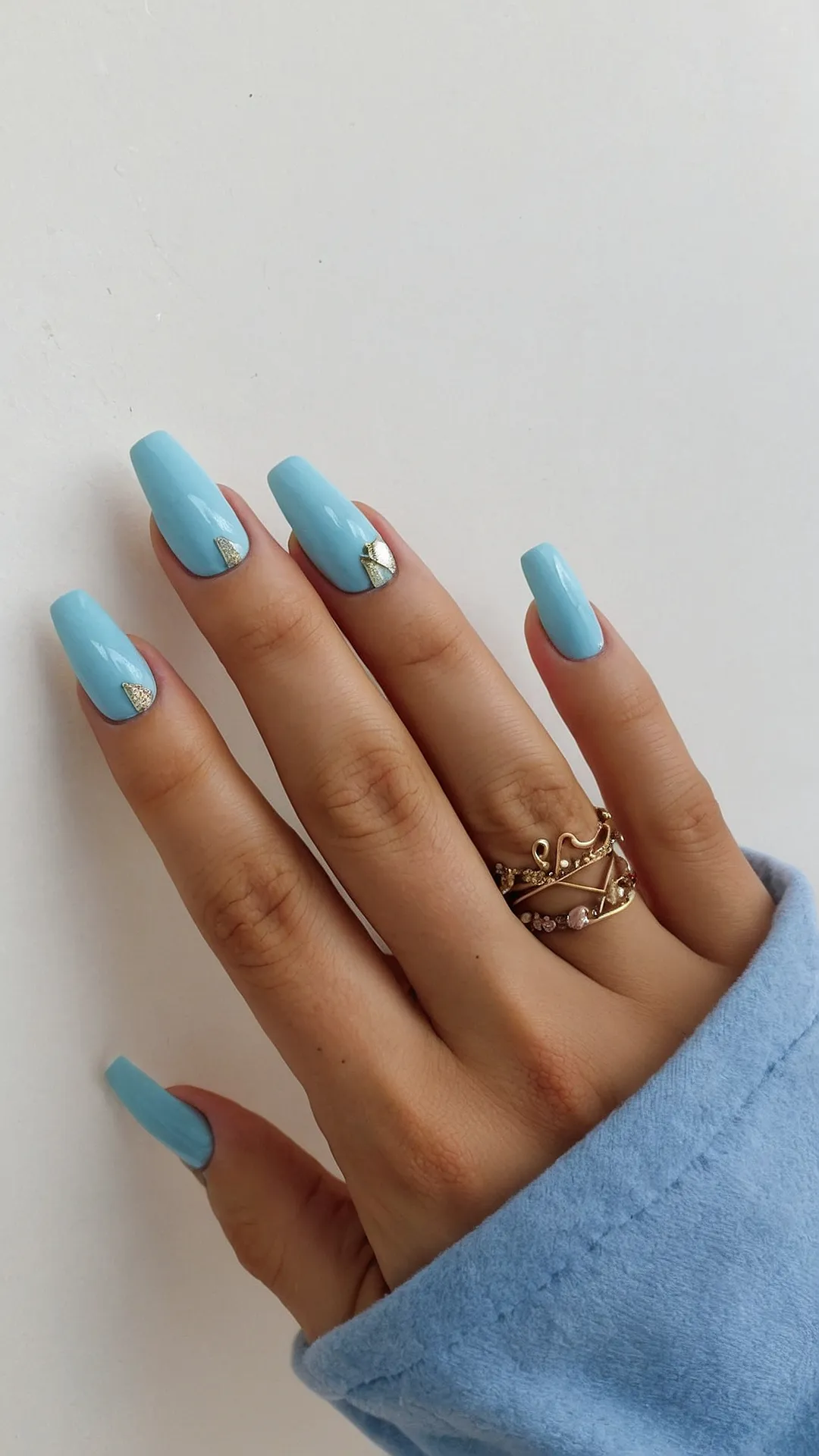 Dive into Azure: Trendy Blue Nail Designs for Summer 2024** ** 36 Ocean Dreamscapes