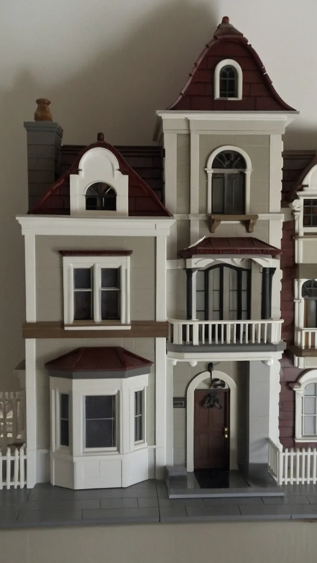 Cozy Vibes: 20 Must-See Winter House Ideas for Your Bloxburg Build 41 Frozen Bloxburg Dreams