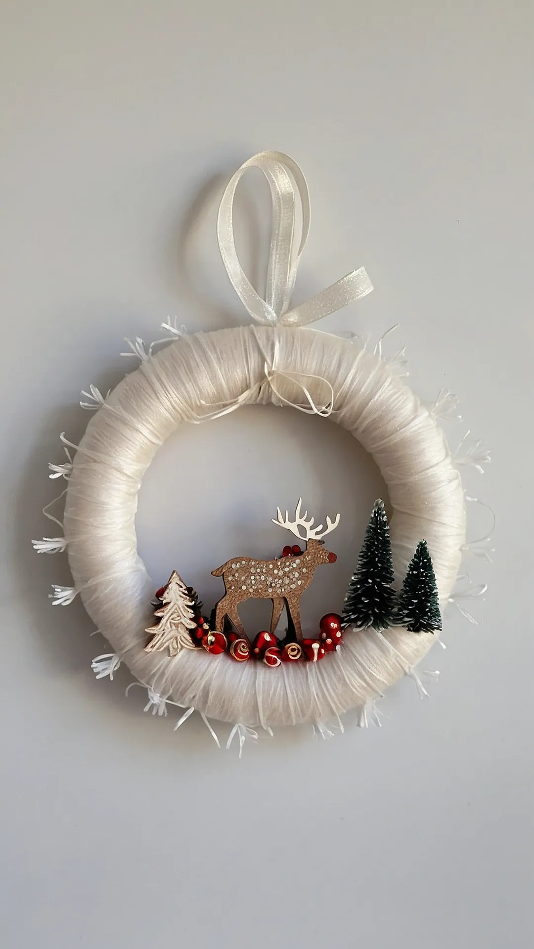 25+ DIY Easy Christmas Decorations to Transform Your Home 38 Reindeer Games: Simple Christmas DIY