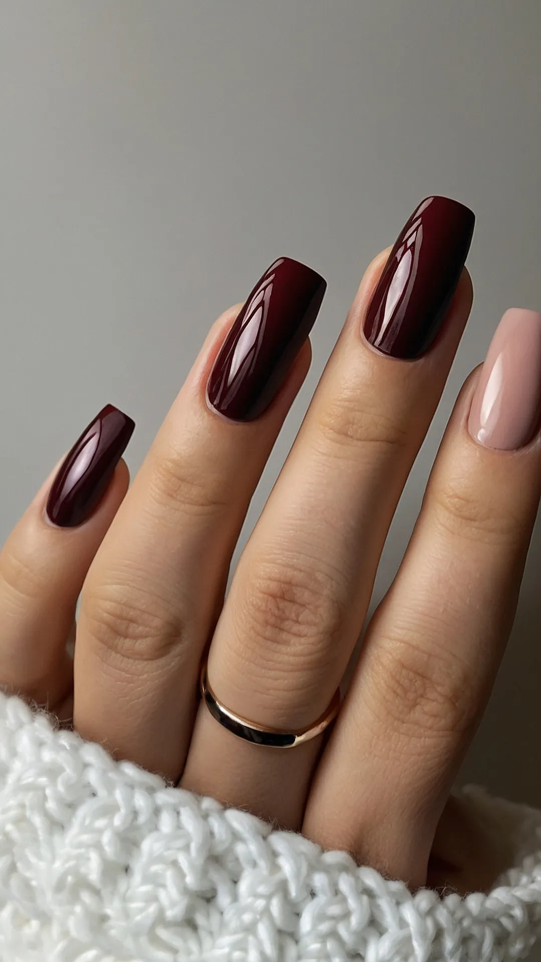 15 Short Nail Art Ideas That Are Surprisingly Classy 40 Burgundy Bliss: