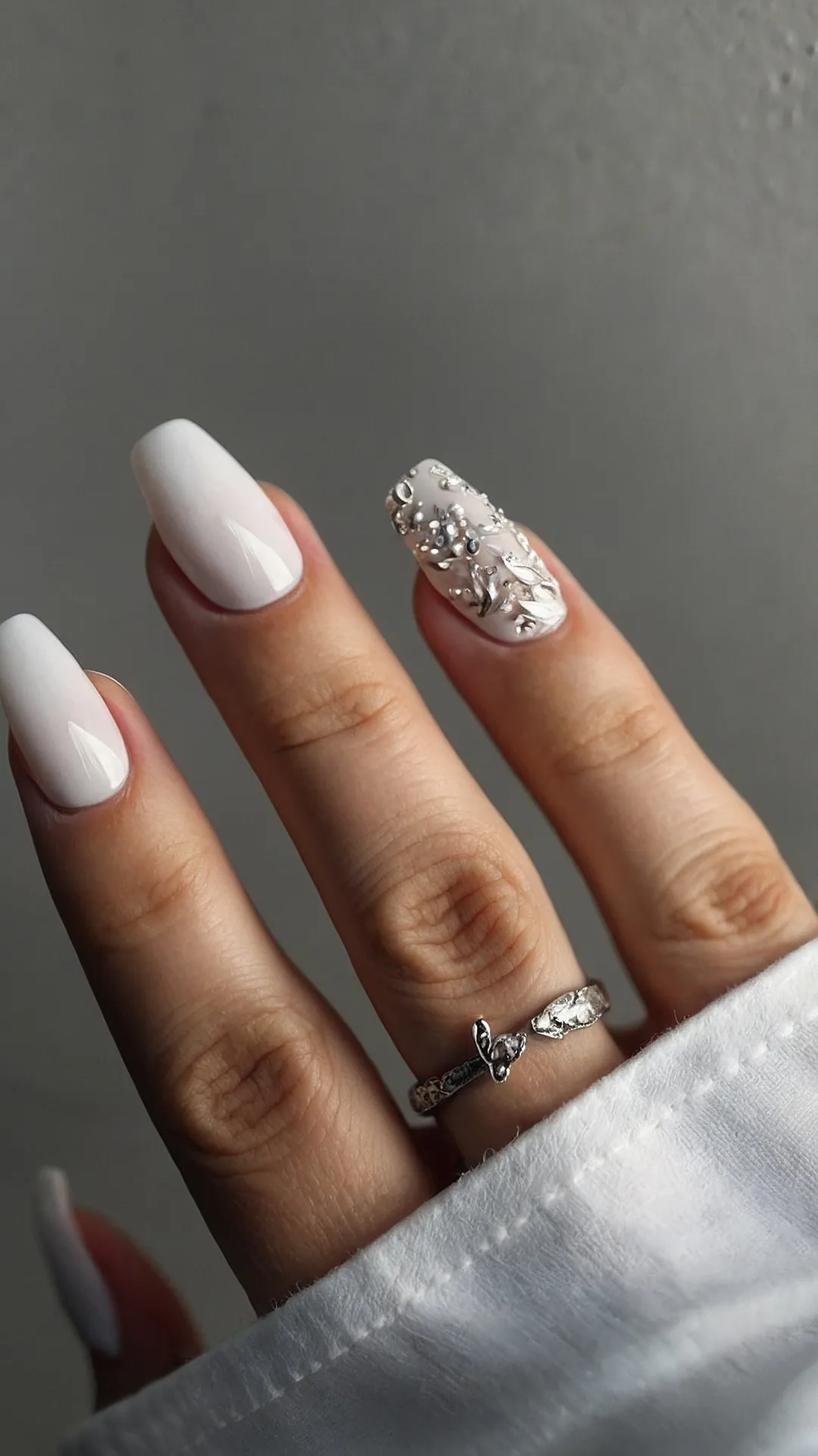Unlock Your Nail Potential: 15 Stunning White Designs** ** 39 Diamond & Pearl: