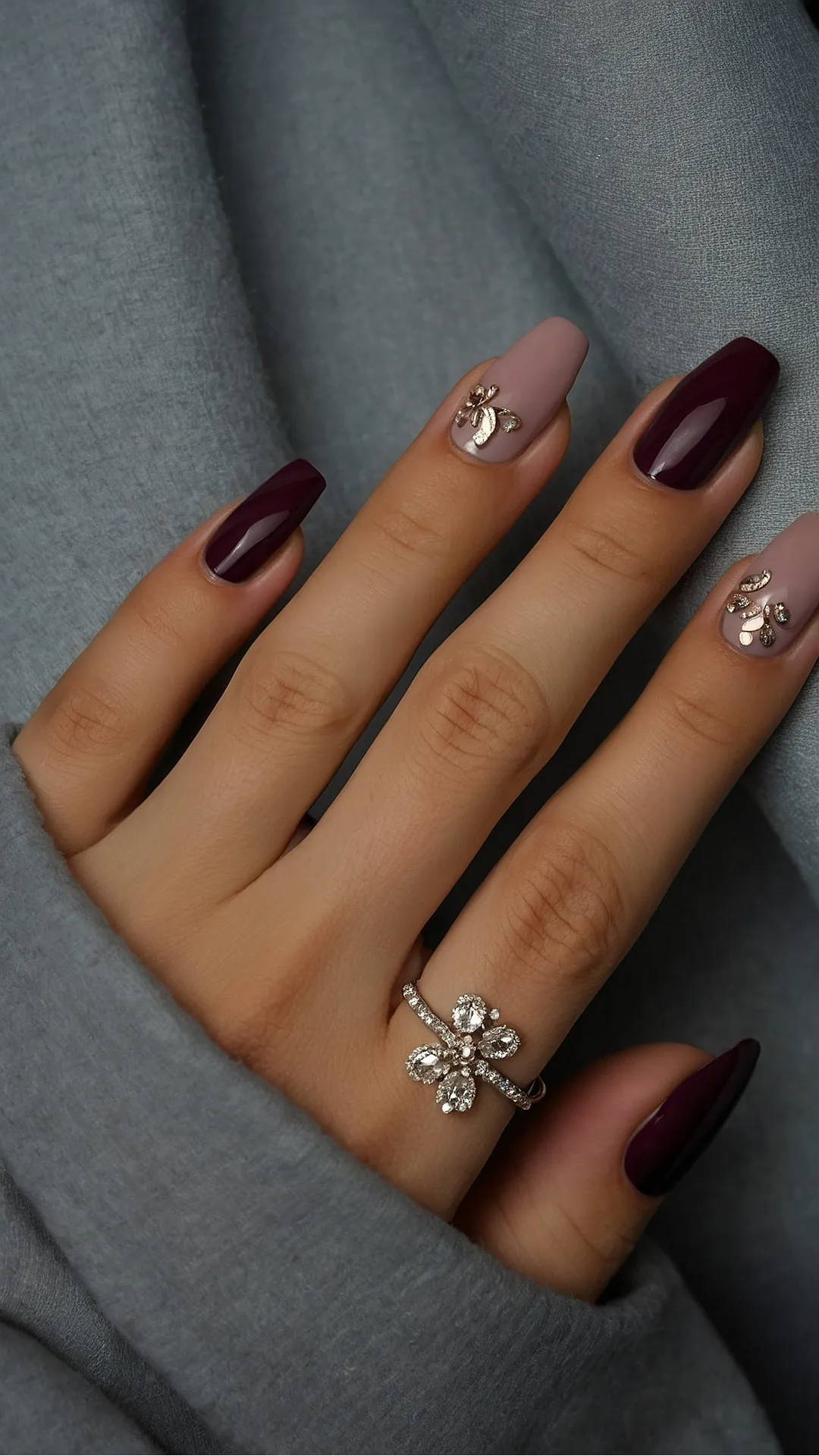 Winter Nail Inspo: Sparkle Like a Snow Queen!