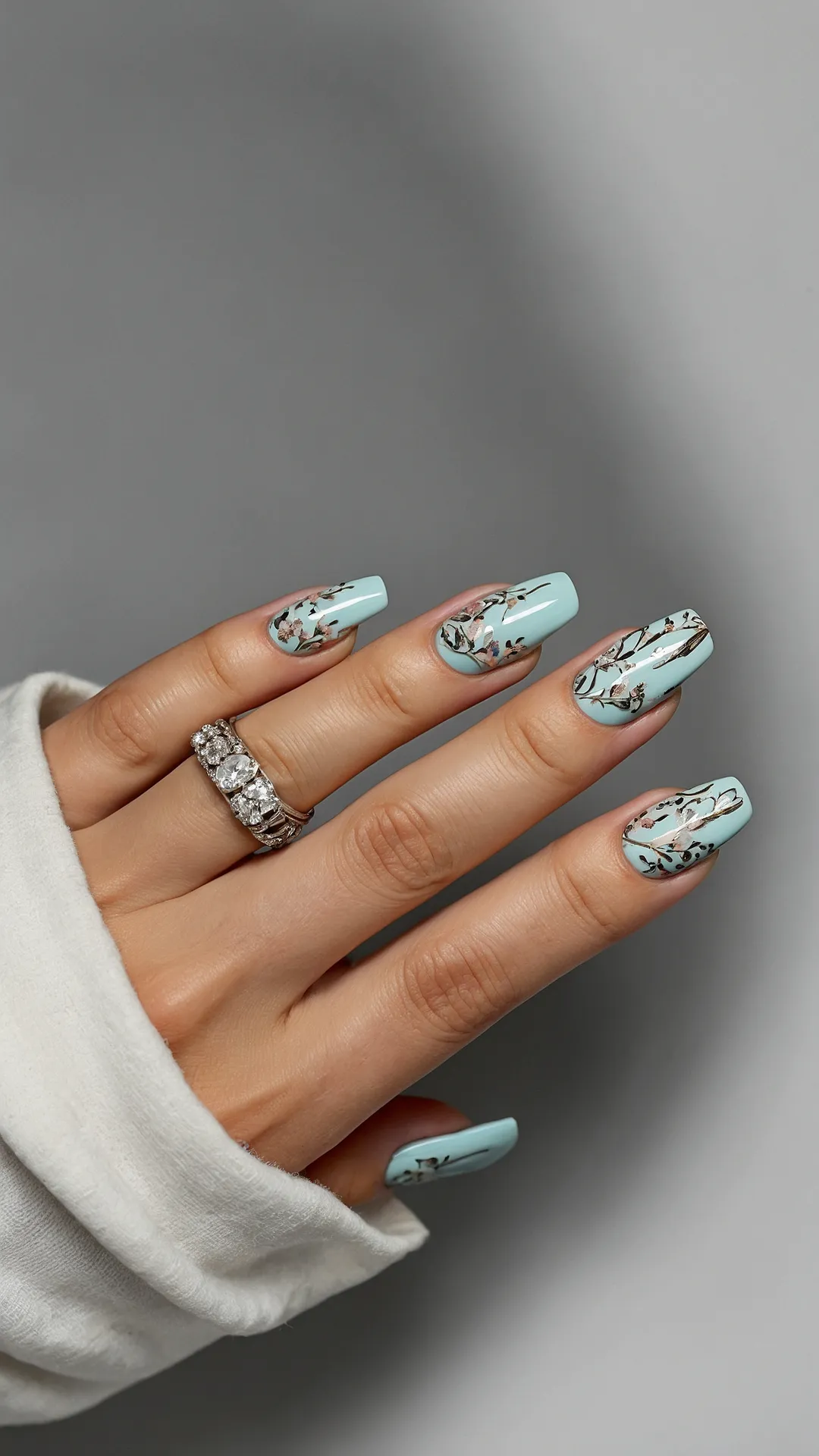 Frosted Fir Fingertips