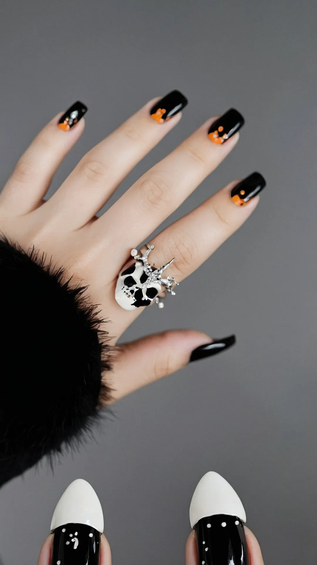 Easy and Trendy Halloween Nails for Every Style 31 Spooky Chic: