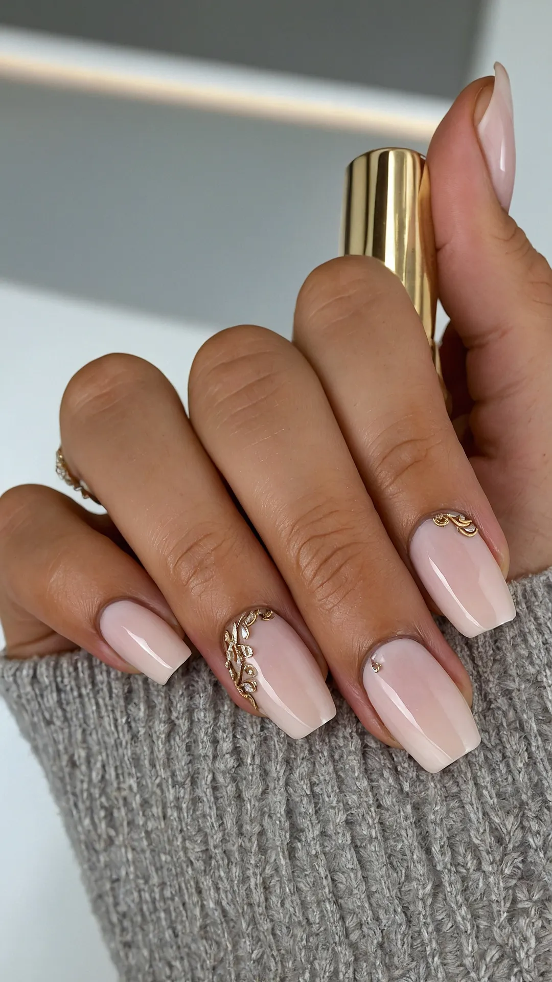 Blonde on the Block: 15 Nail Designs That Shine 43 Effortless Glam Mani