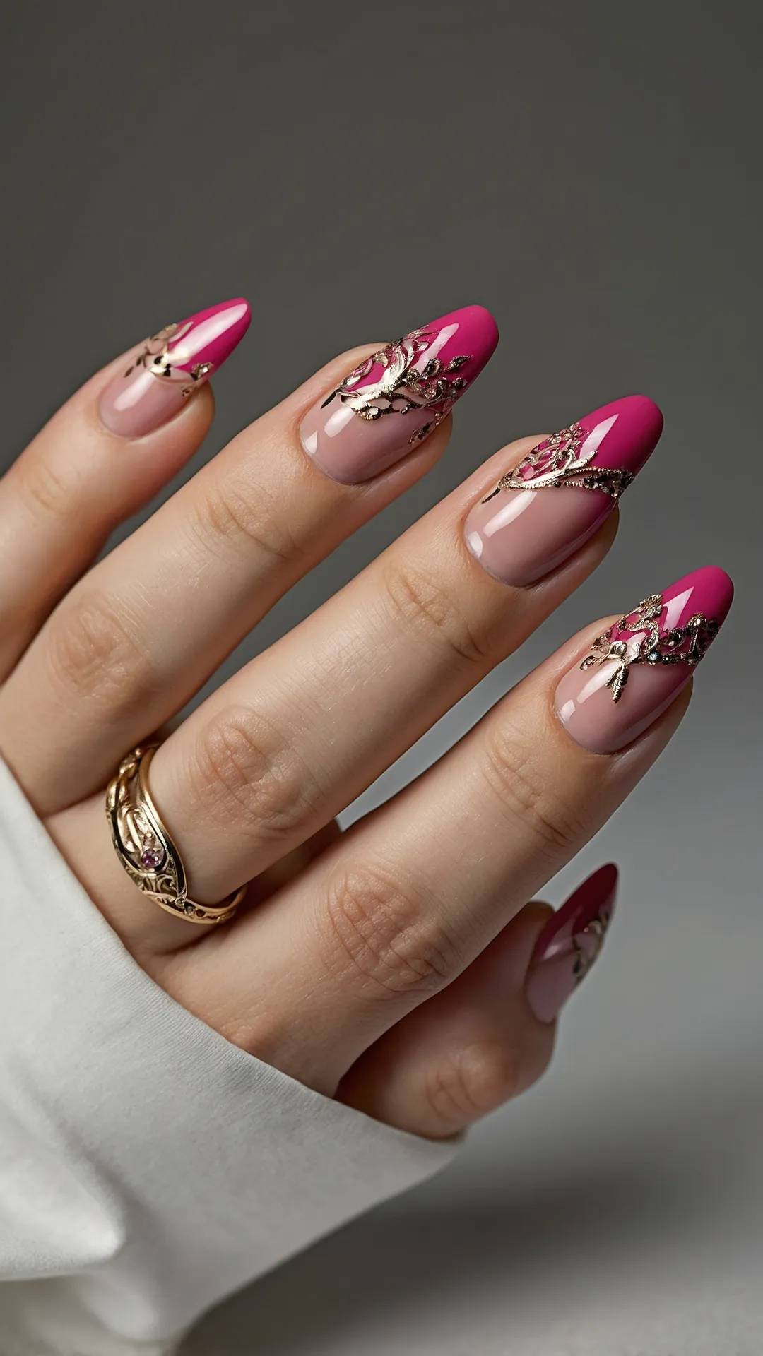 Your Guide to 16 Fun and Trendy Vacation Nails 37 Sun-Kissed Claws