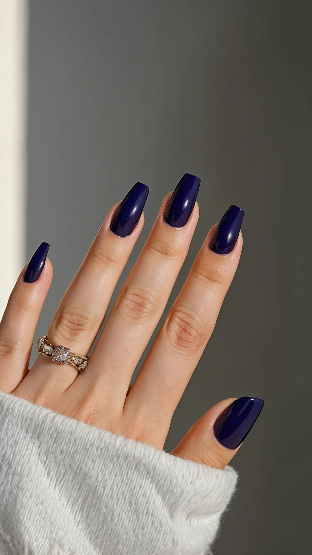 17 Frosty Nail Trends for Winter 2025: Stay Stylish in the Chill** ** 42 Blizzard Bling