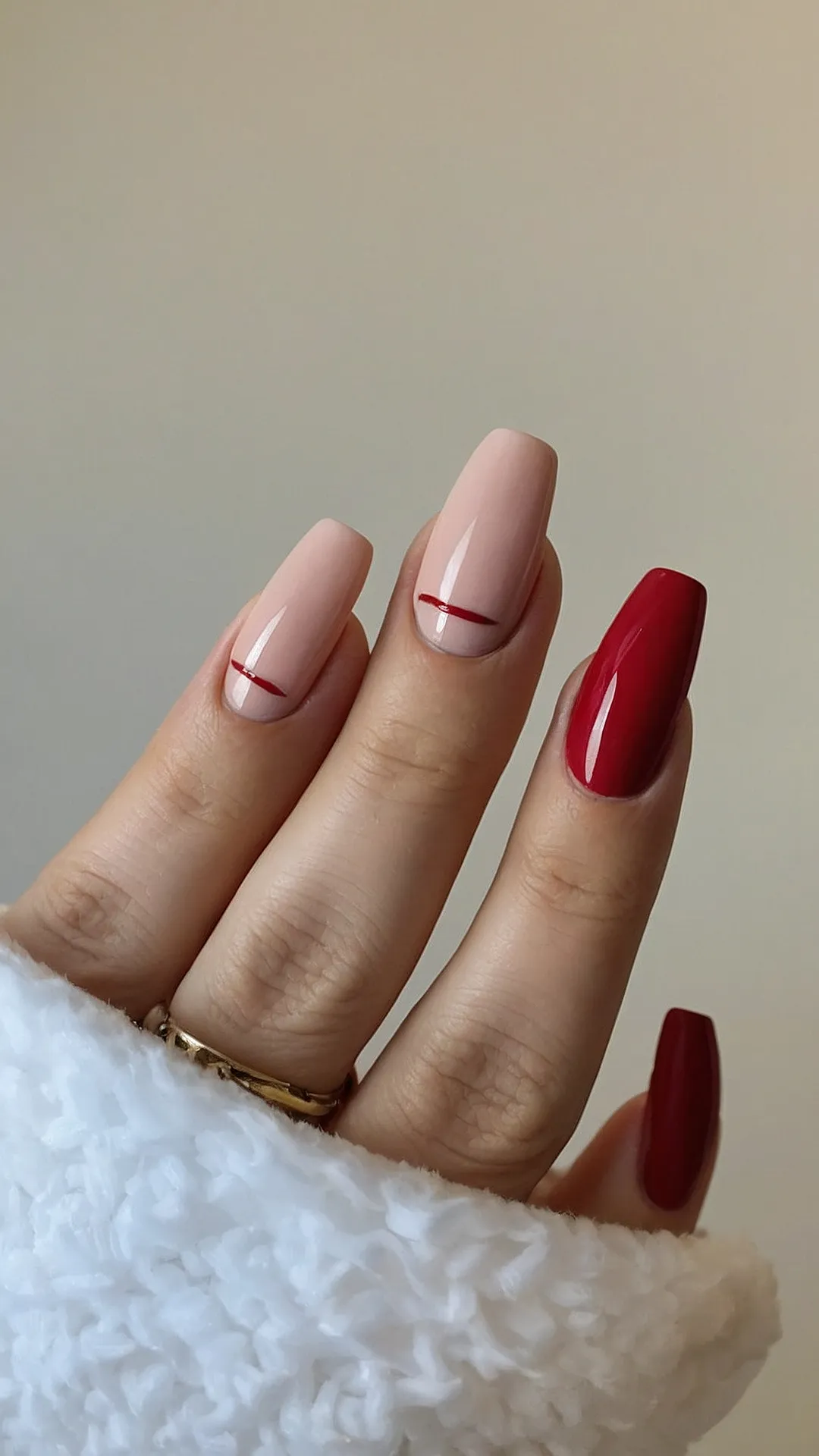 15 Striking Red Nail Ideas to Celebrate Fall in Style 37 Sparkling Red: