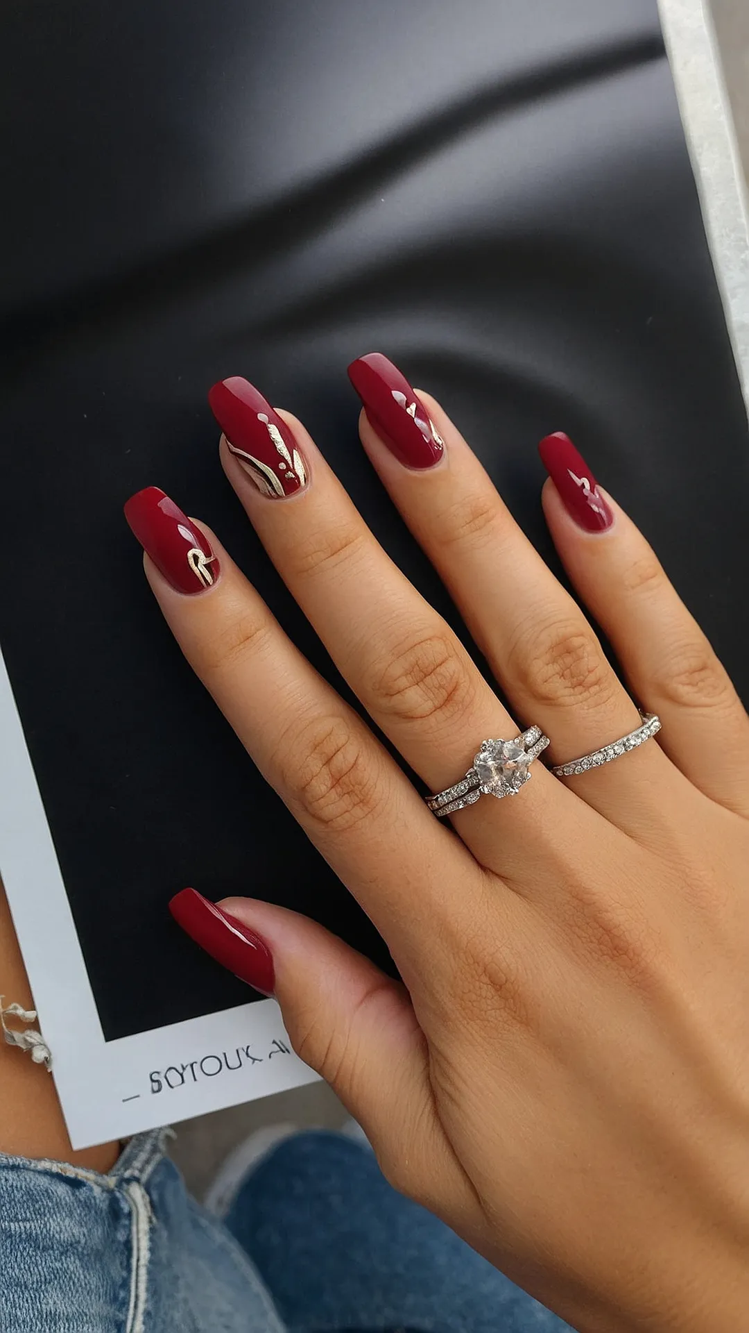 Fall Nail Styles That Blend Fashion with Seasonal Charm