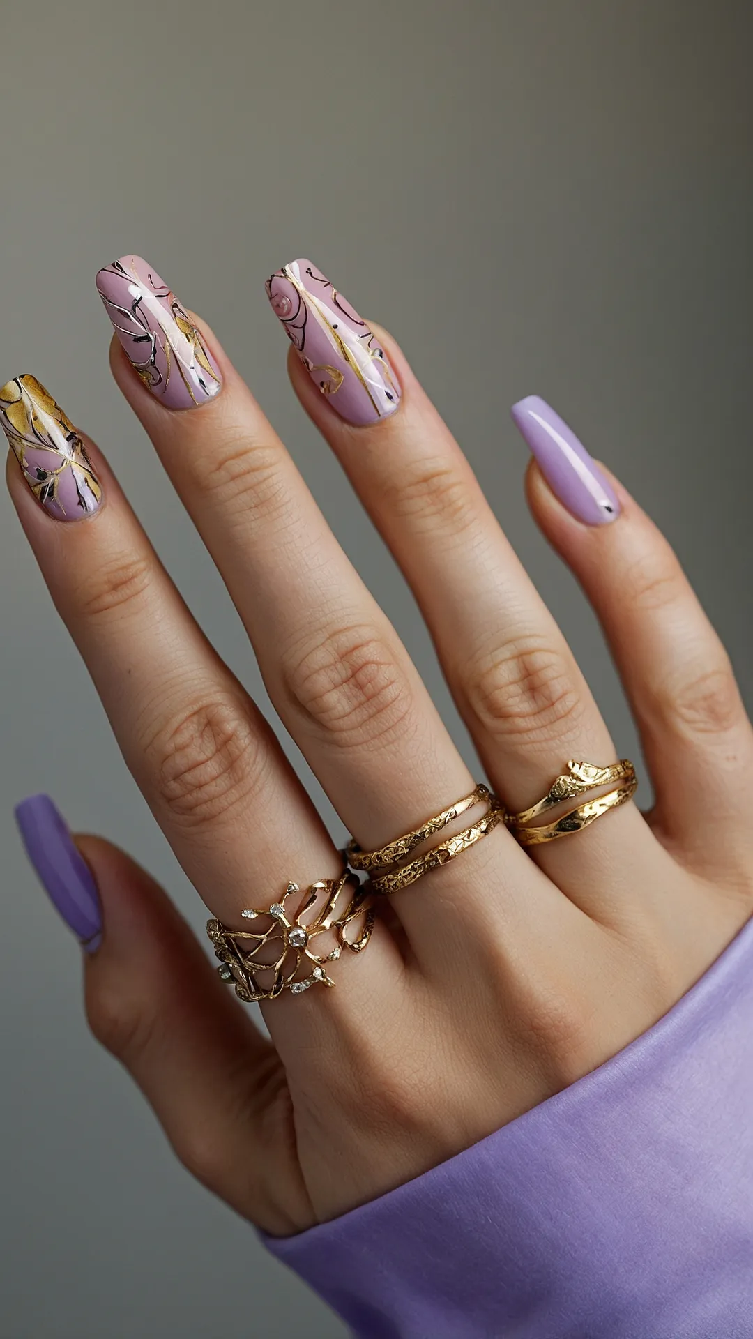 Vivid '25 Nail Vibes