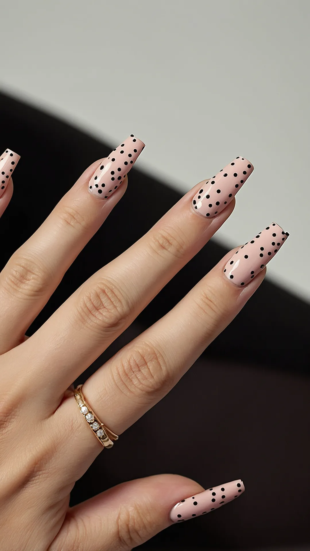 Glimmering Gestures
