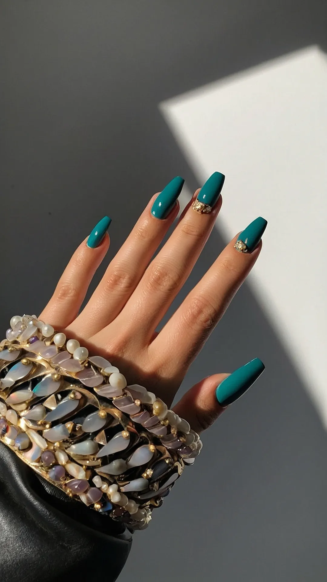 Winter Blues Nail Art