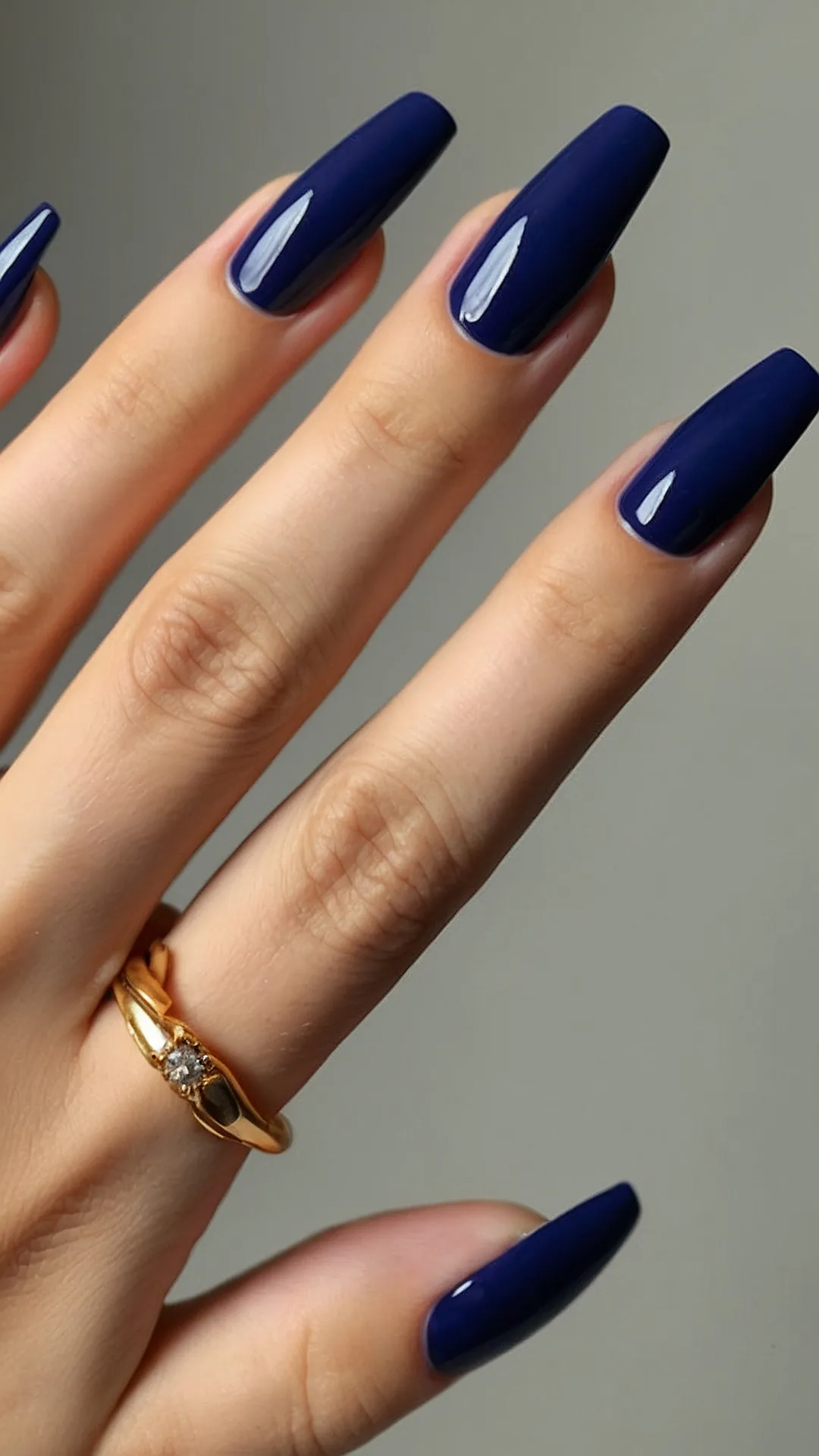 Frozen Fantasy Nails