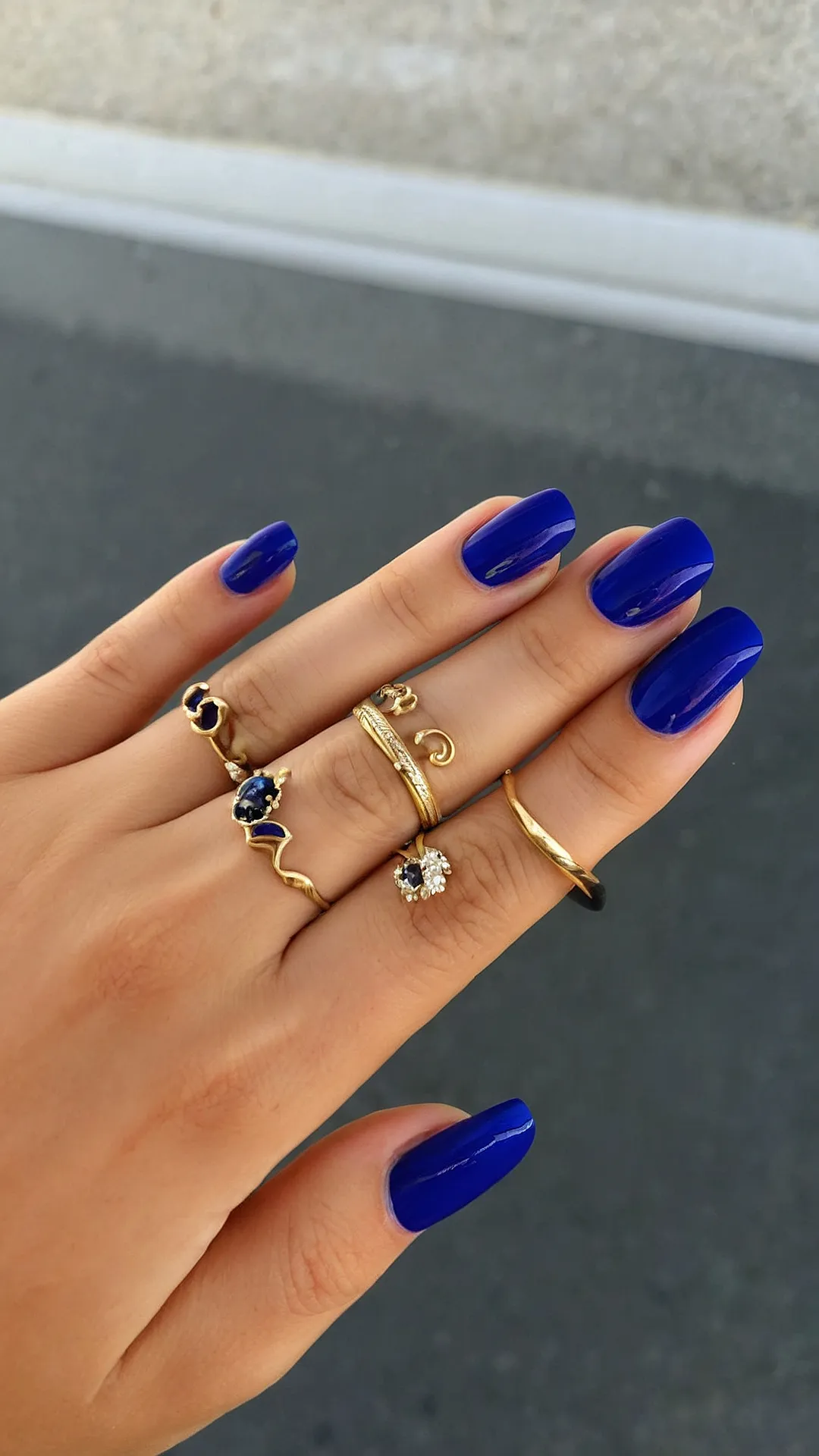 Sparkle & Ice Nails