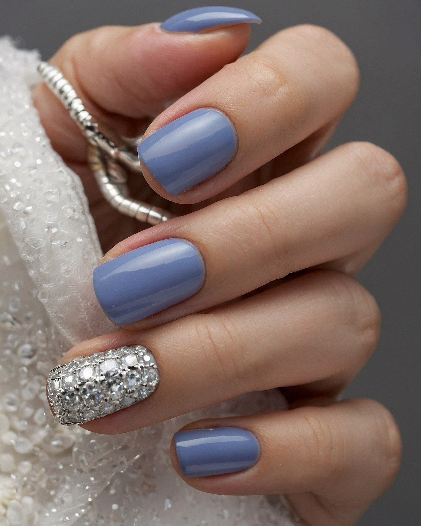 Sparkling Accent Nail with Periwinkle Polish