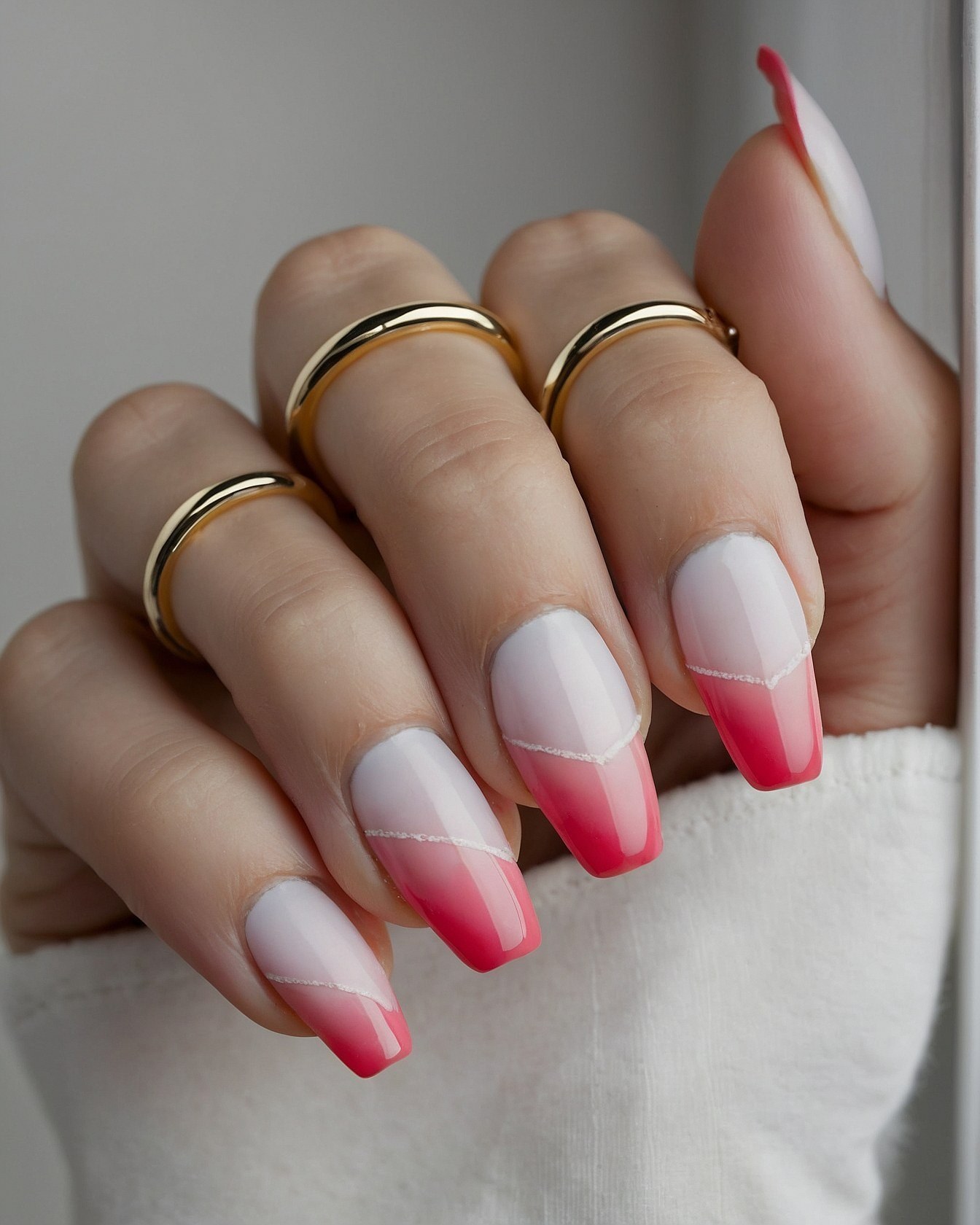 Subtle Sparkle Accent on Gradient Nails