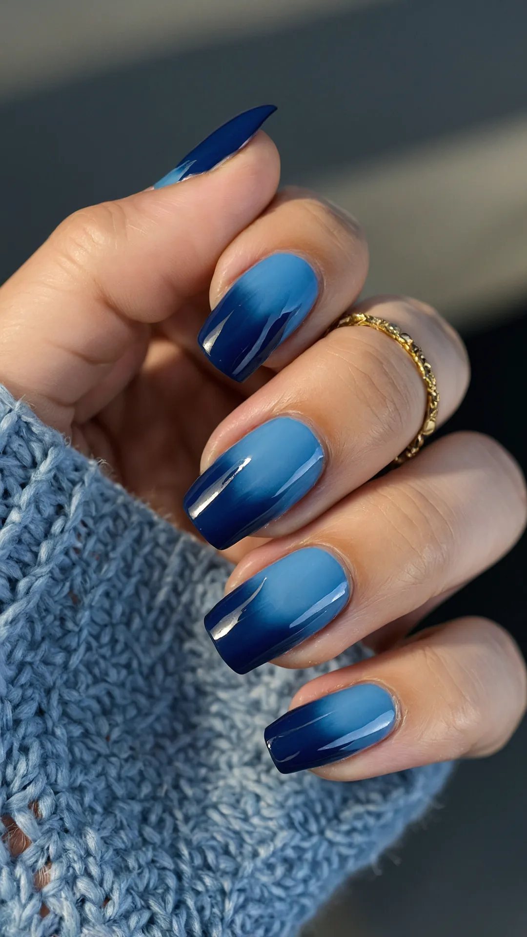 Mood Indigo Mani