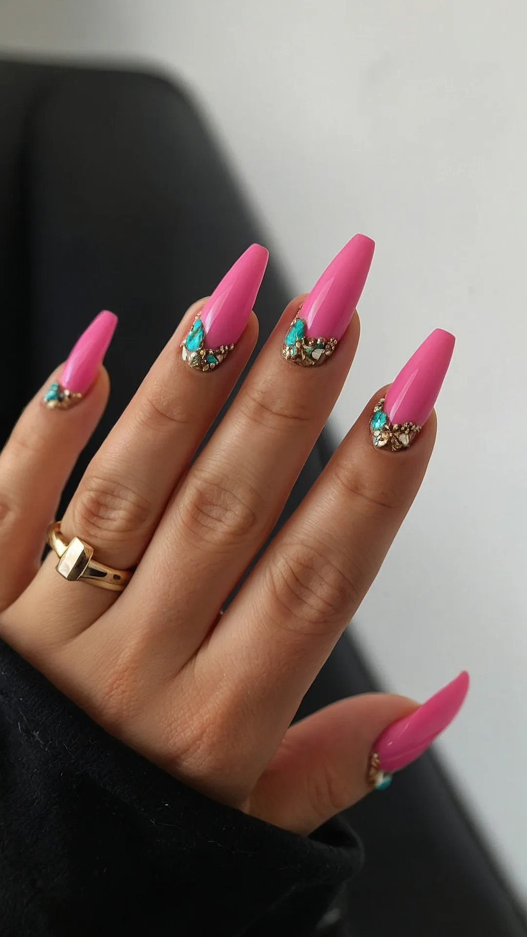 Winter Sparkle Nails