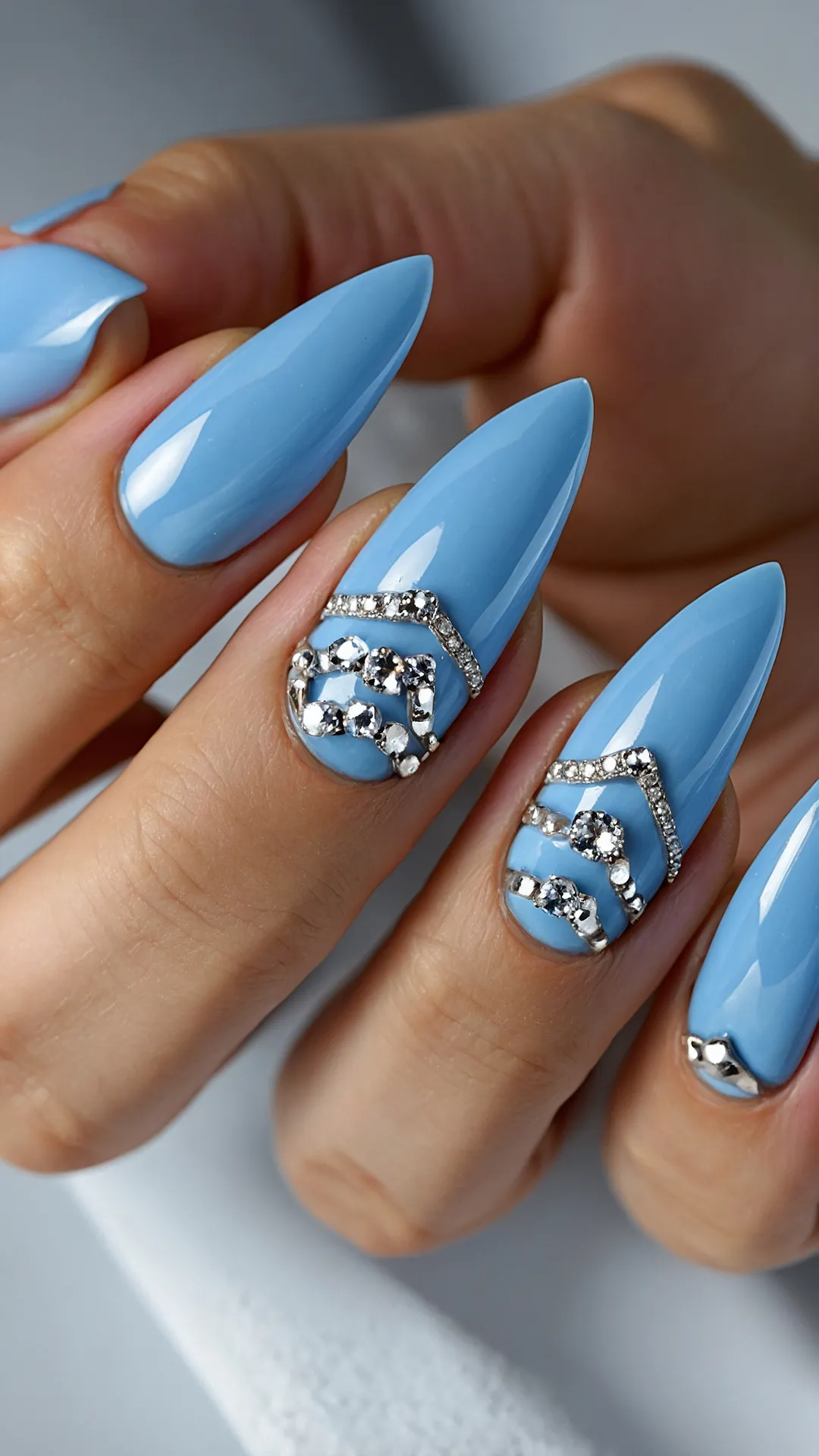 Nailed Prom Glamour