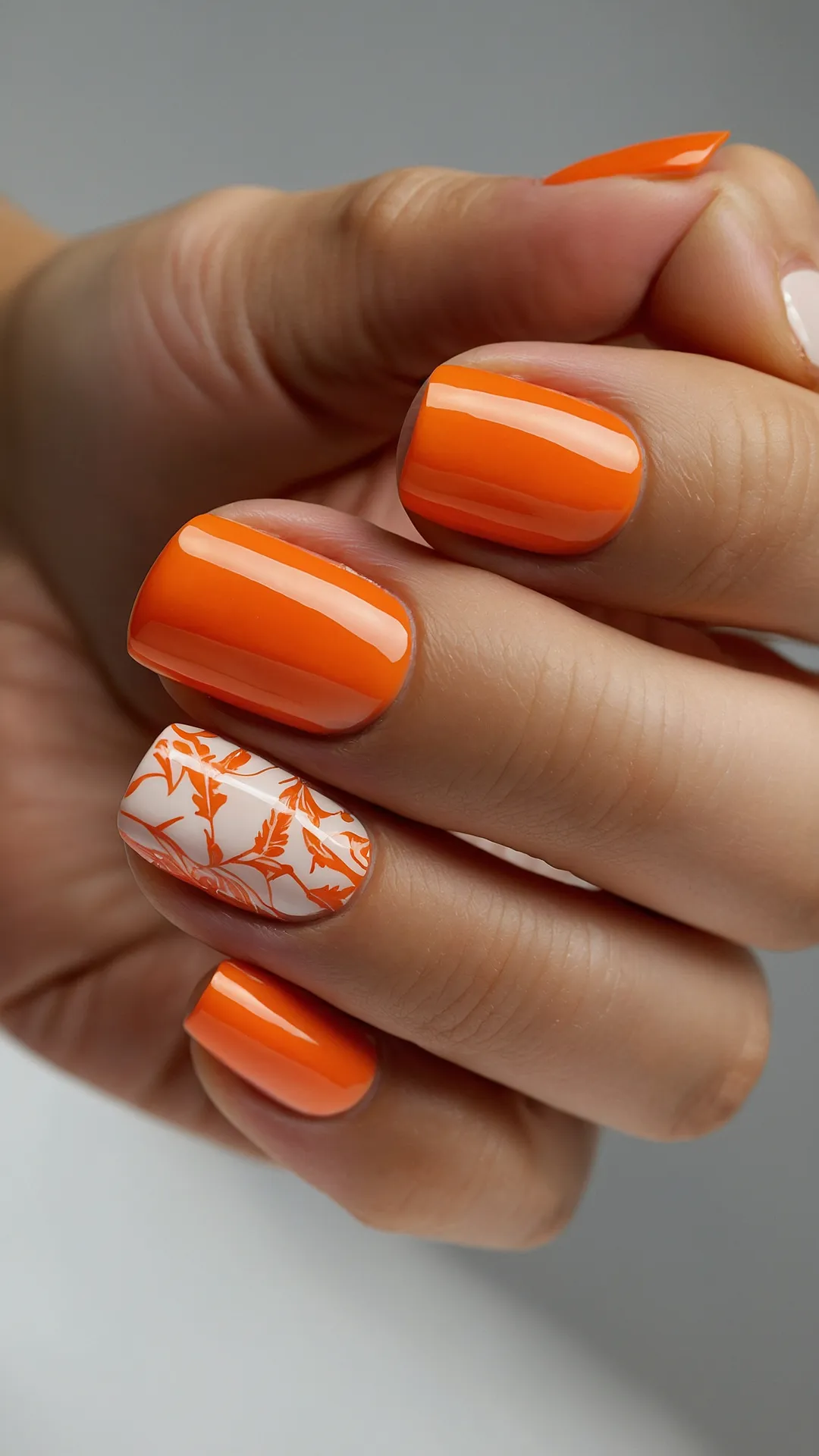 Crush on Orange Nails