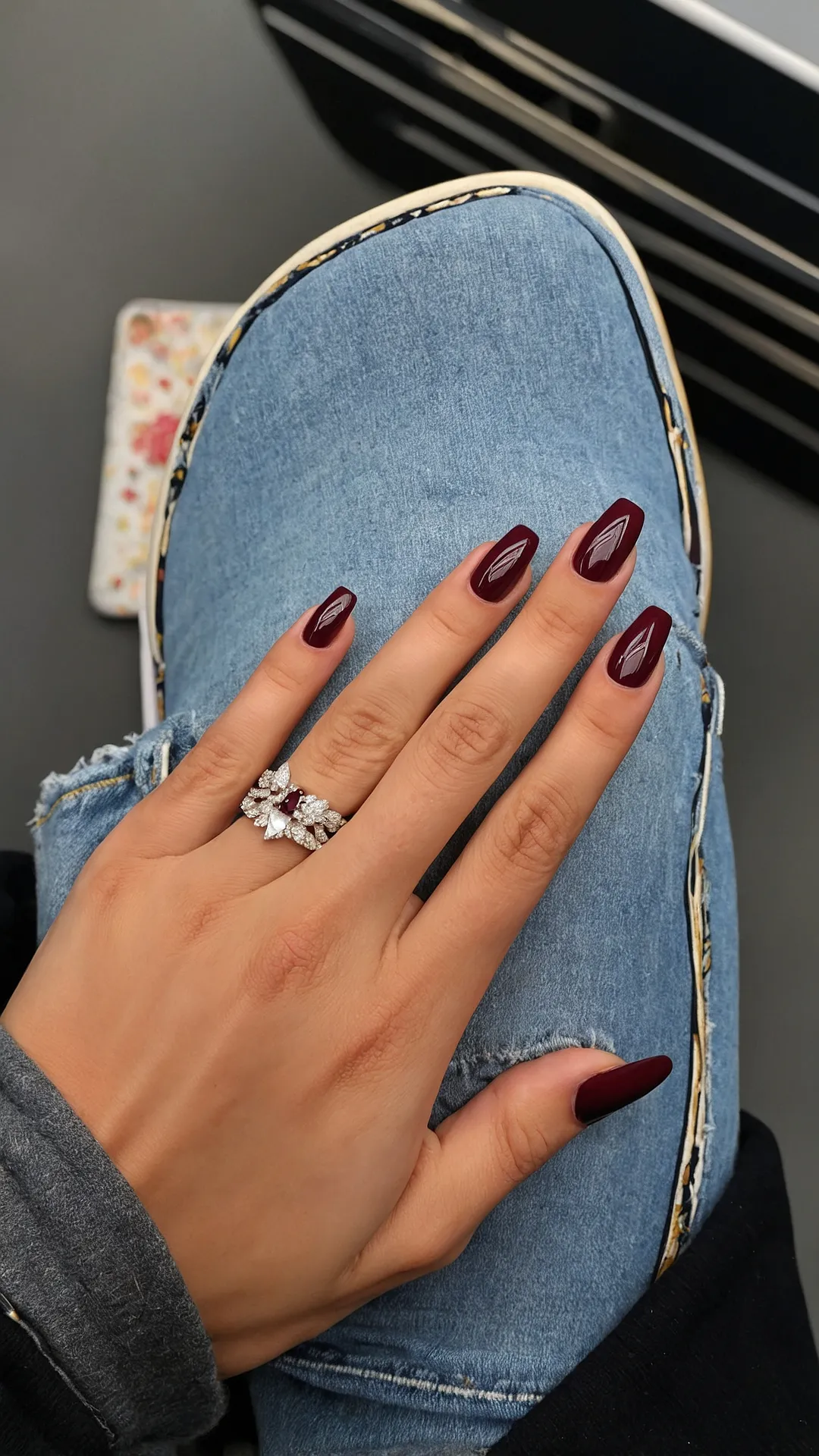 Signature Maroon Glow