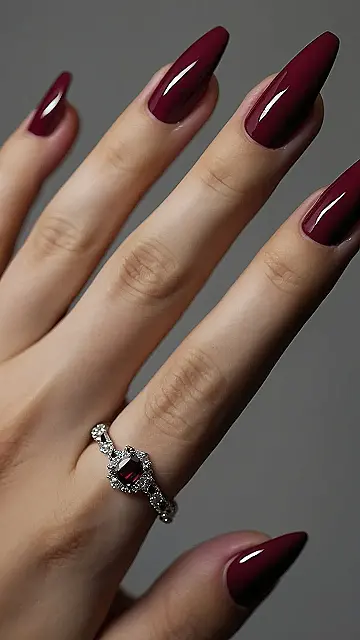 Burgundy’s Bold Nails