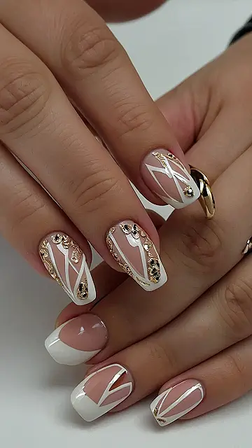 Poppy French Manicure