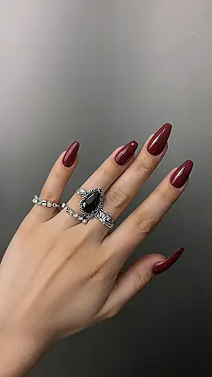 Fall in Love with These Trendy Nails!