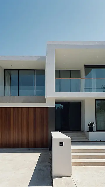 The Minimalist Marvel: