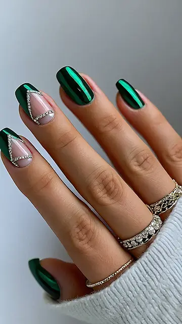 Royal Emerald Manicure