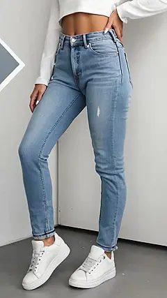 Strut-Worthy Jeans