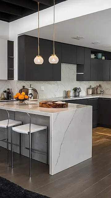 Marble Majesty: Kitchen Elegance