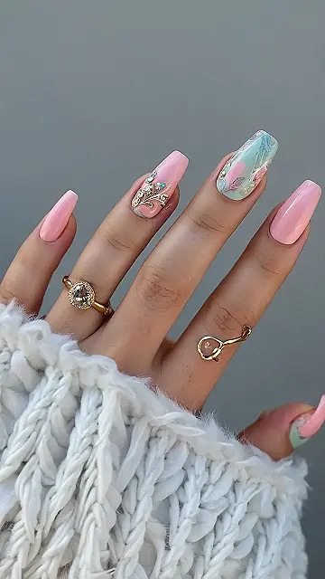 Knot Your Average Nails