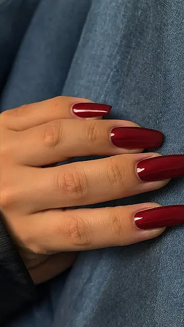 Jewel-Toned Nails