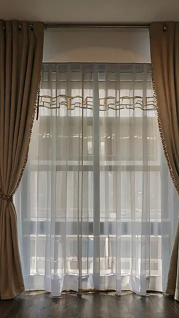 Home’s Floral Embrace