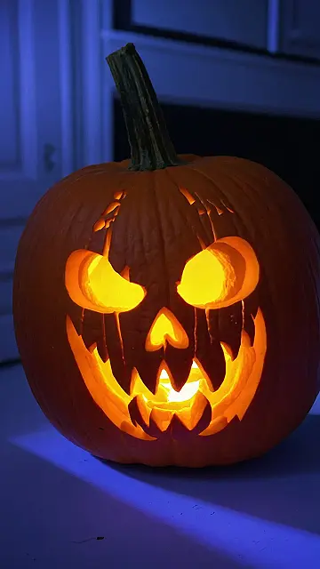 Pumpkin Carving:  This Jack-o’-Lantern is a Real Scream!