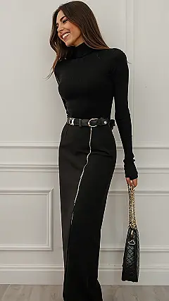 Here’s a title and two paragraphs based on the image and keyword: