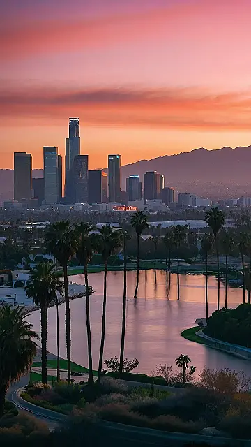 LA’s Golden Kiss