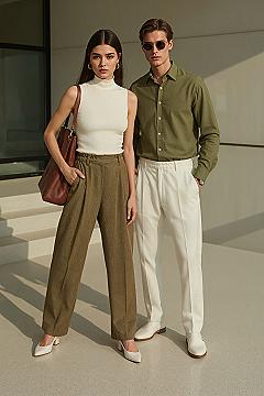 Chic Couple Outfits: Modern Business Casual Style Guide