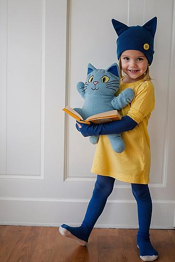 Crafting A Simple Pete The Cat Book Character Costume