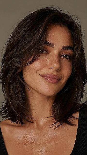 Understanding the Medium Bob With Layers and Curtain Bangs