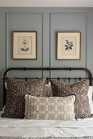Choosing Soft Blue Wall Panels for a Guest Bedroom