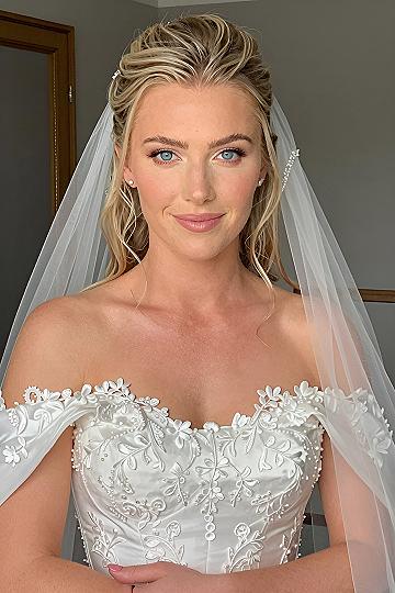 Half Up Half Down Hair With a Wedding Veil